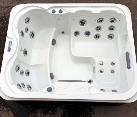 Гидромассажный спа-бассейн JNJ Spas Elegant Vegas SPA-355 / Выставочный образец